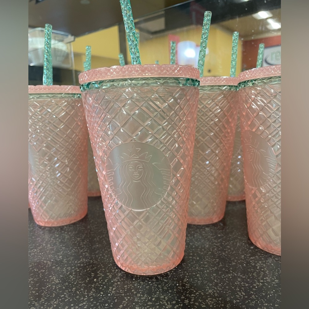 Starbucks Summer 2023 Pearl Peach Jeweled Cold Cup Tumbler 16oz